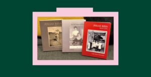 Julias resa – en trilogi
