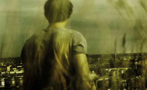 Detalj ur omslaget till "Staden utan kvinnor". Förlag: Natur & Kultur.